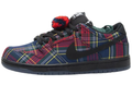 Nike SB Dunk Low x Nardwuar "Tartan" II1493-600