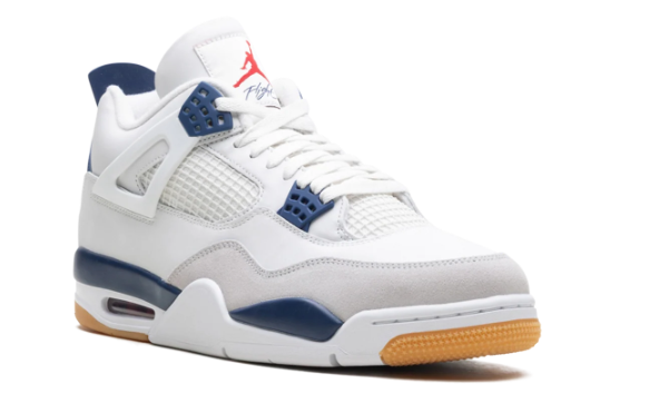 Nike SB x Air Jordan 4 “Navy” – White / Navy / Gum