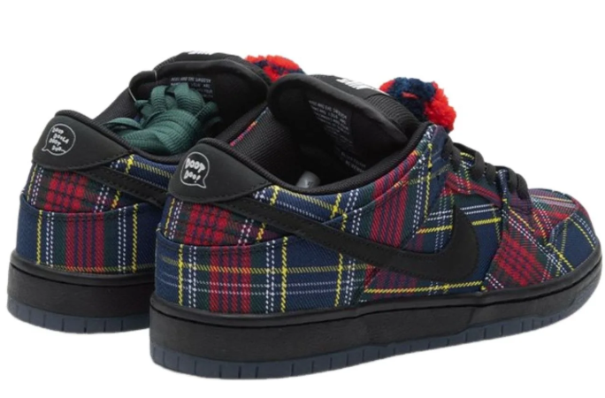 Nike SB Dunk Low x Nardwuar "Tartan" II1493-600