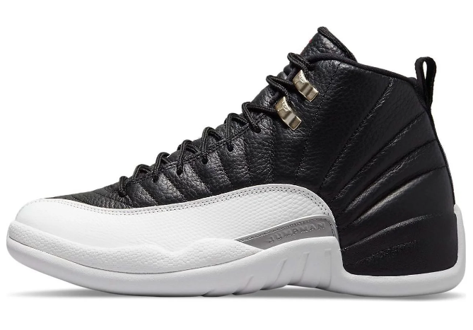 Air Jordan 12 Retro “Playoffs” (2022) – Black / White