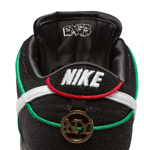 Nike SB Dunk Low Pro QS, Black / White / Challenge Red