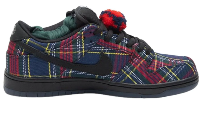 Nike SB Dunk Low x Nardwuar "Tartan" II1493-600