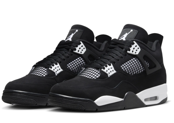Air Jordan 4 Retro “White Thunder” – Black / White