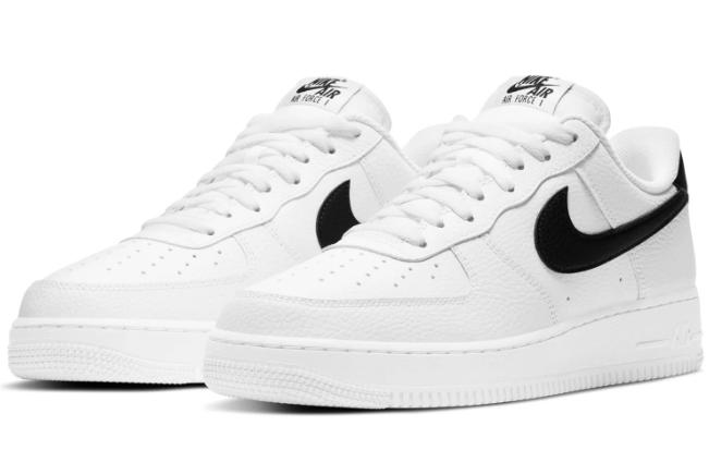 Nike Air Force 1 '07 'White / Black' Sneakers